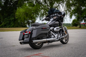2017 Harley-Davidson® Street Glide® Special FLHXS thumb 2