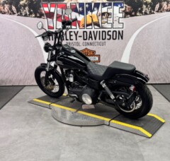 2016 FXDB Street Bob® thumb 1