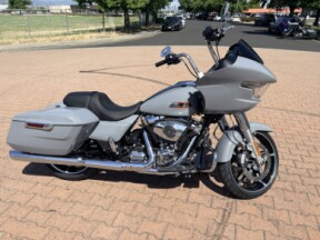 FLTRX 2026 Road Glide® thumb 1