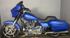  2026 Street Glide® FLHX thumb 2