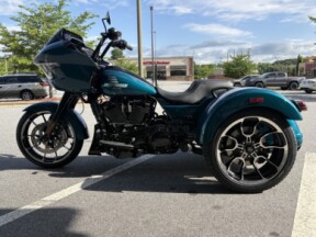2026 Road Glide 3 Teal Thunder thumb 0