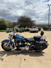 Harley-Davidson® Heritage Softail® Classic 2005 FLSTC Luxury Blue thumb 0