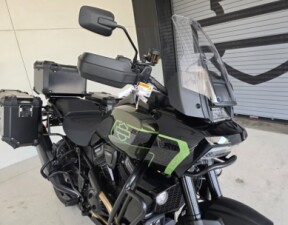 2026 Harley-Davidson® Pan America 1250 Limited Olive Steel Metallic thumb 2