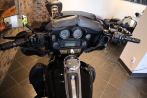 2010 Tri Glide® Ultra Classic® (FLHTCUTG) thumb 1