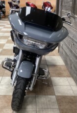 2026 Harley-Davidson® Road Glide® Dark Billiard Gray Black Trim thumb 3