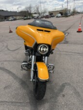 2022 Harley-Davidson® CVO™ Street Glide® thumb 2