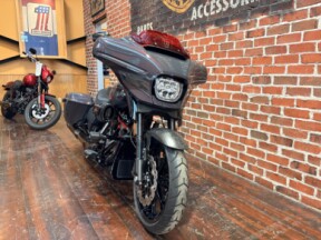 FLHXSTSE 2026 CVO Street Glide ST thumb 2