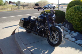 2025 Harley-Davidson® Road King® Special Vivid Black thumb 2