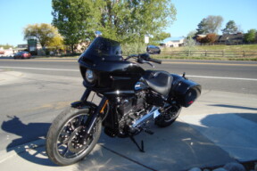 2025 Harley-Davidson® Low Rider® ST Vivid Black thumb 1