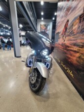 2019 Harley-Davidson® CVO™ Street Glide® Charred Steel & Lightening Silver FLHXSE thumb 1