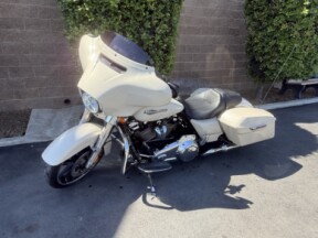 FLHX 2022 Street Glide® thumb 1