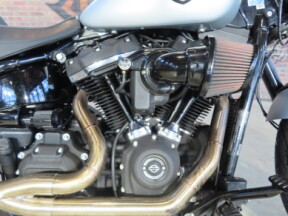 2020 Harley-Davidson® Fat Bob® 114 FXFBS thumb 2