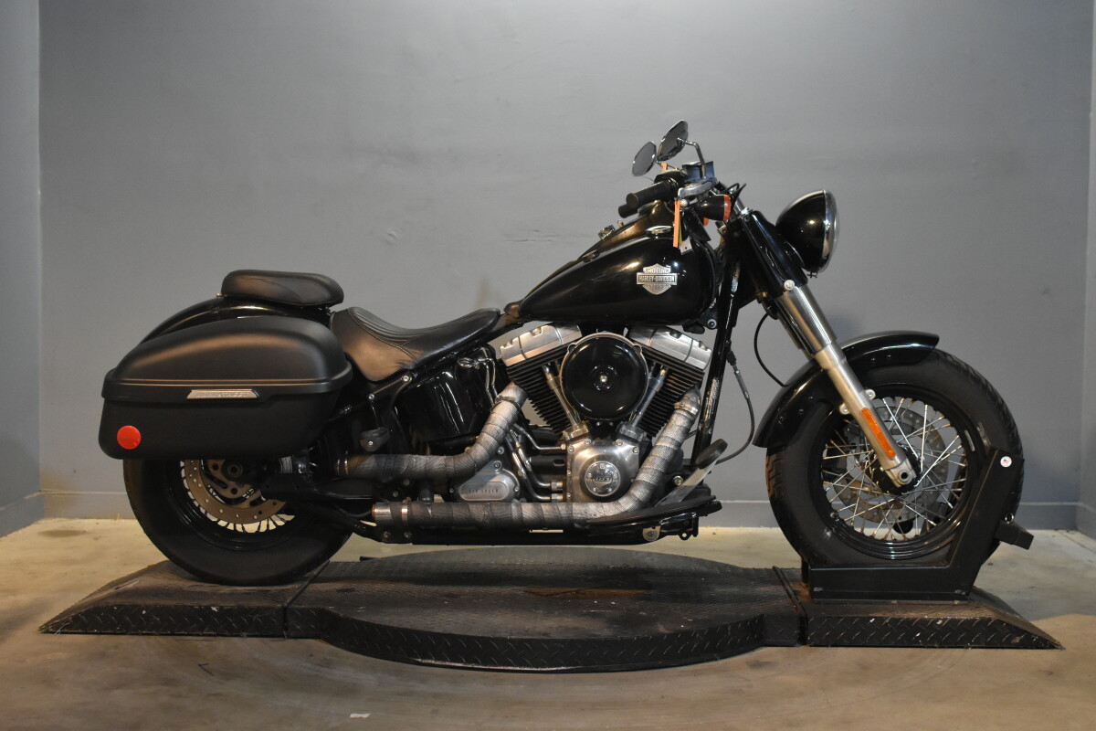 2018 Harley-Davidson® Breakout® 114 Twisted Cherry | MotorCity