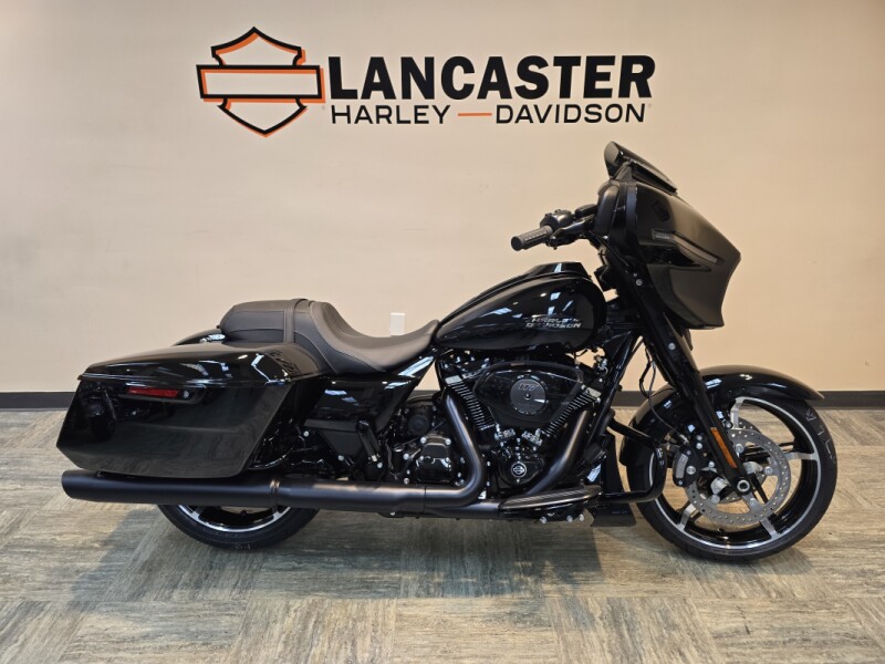 2026 Harley-Davidson® Street Glide® Vivid Black Black Trim FLHX