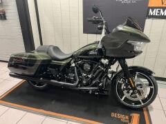 2026 Harley-Davidson® Road Glide® Olive Steel Metallic / Vivid Black Black Trim