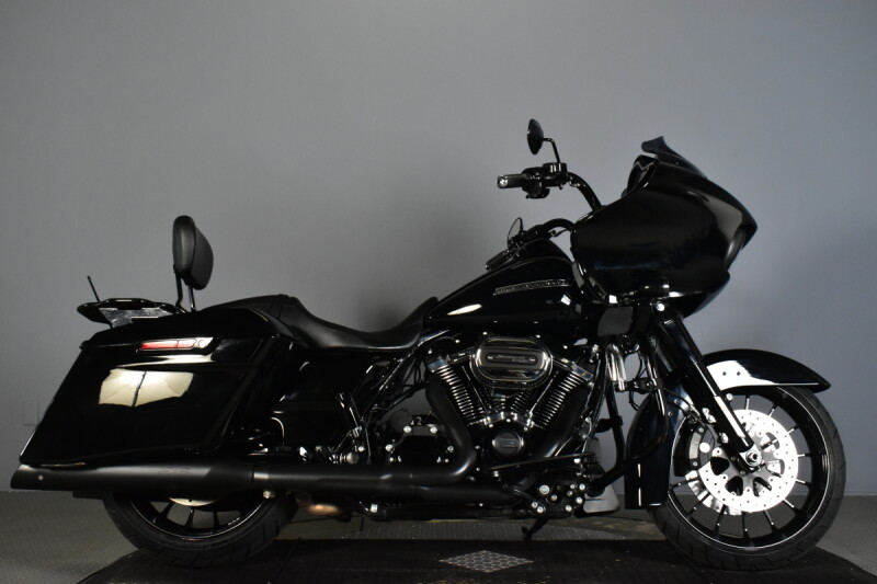 2019 Harley-Davidson® Road Glide® Special FLTRXS
