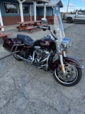 2022 Harley-Davidson® Road King® Midnight Crimson thumb 3