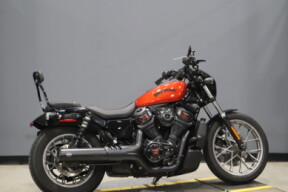 2025 Harley-Davidson® Nightster™ Special RH975S thumb 2