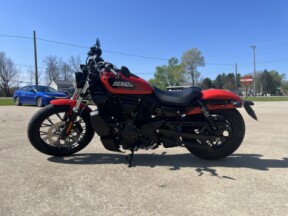 2026 Harley-Davidson® Nightster® Blood Orange Black Trim thumb 0