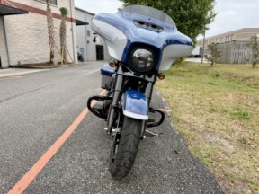2023 Harley-Davidson® thumb 2