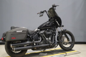 2021 Harley-Davidson® Street Bob® 114 FXBBS thumb 1