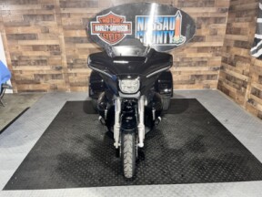 2026 Harley-Davidson® Street Glide 3 Limited Vivid Black Chrome Trim thumb 3