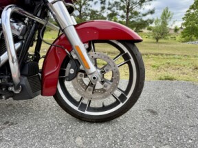 2017 Harley-Davidson® Street Glide® FLHX thumb 0