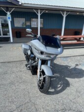 2026 Harley-Davidson® Road Glide® Dark Billiard Gray Chrome Trim thumb 3