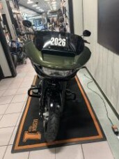 2026 Harley-Davidson® Road Glide® Olive Steel Metallic / Vivid Black Black Trim thumb 2