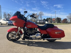 2026 Harley-Davidson® Road Glide® Blood Orange Chrome Trim thumb 0