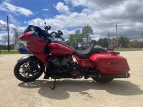 2025 Harley-Davidson® CVO™ Road Glide™ ST Rally Red thumb 0