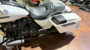 2011 Harley-Davidson® Street Glide® thumb 0