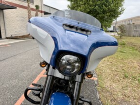 2023 Harley-Davidson® thumb 3