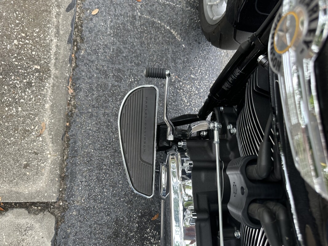 2024 Harley-Davidson® Fat Boy® 114 Billiard Gray, photo 9