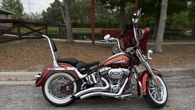 2014 Harley-Davidson® CVO™ Softail® Deluxe