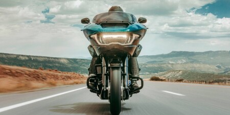 Will the 2026 Harley-Davidson® Road Glide® feel stable in crosswinds near West Chester, PA?