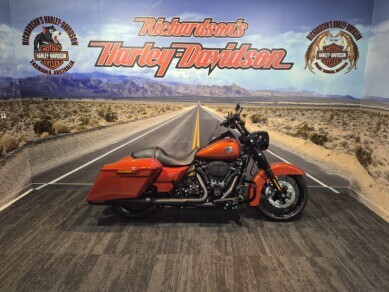 2025 Harley-Davidson® Road King™ Special Whiskey Fire