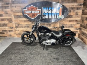 2025 Harley-Davidson® Street Bob® Vivid Black w/Cast Wheels thumb 2