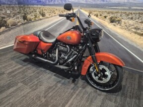 2025 Harley-Davidson® Road King™ Special Whiskey Fire thumb 2