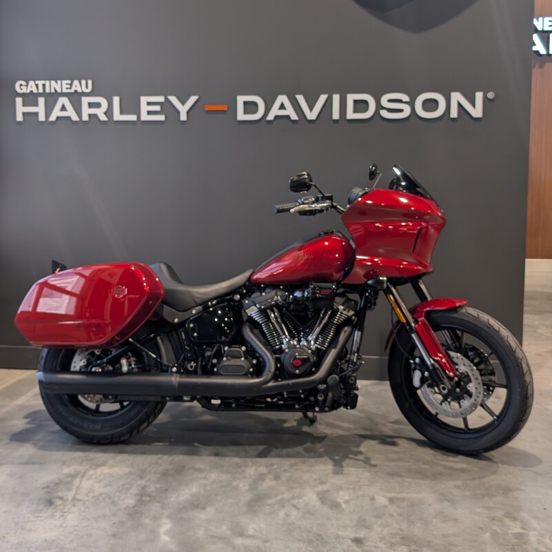 2025 Harley-Davidson® Low Rider™ ST Brilliant Red - Black Finish