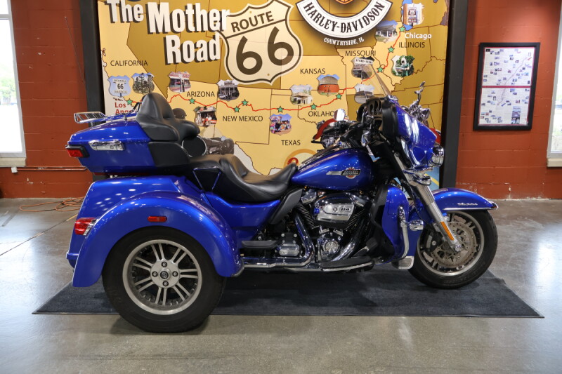 FLHTCUTG 2024 Tri Glide™ Ultra