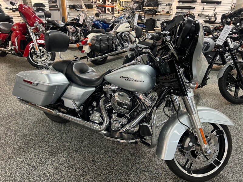 2015 Harley-Davidson® FLHXS Street Glide® Special