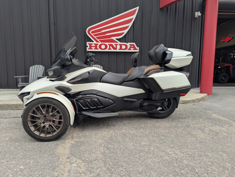 2024 Can-Am Sypder RT Sea-to-Sky