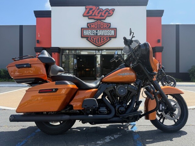 2014 Harley-Davidson® Street Glide® Special