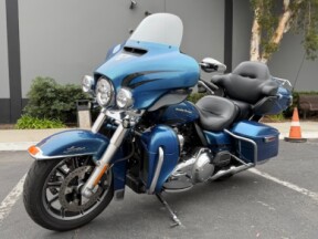 2014 Harley-Davidson® Ultra Limited thumb 2