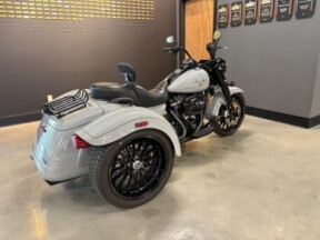 2024 Harley-Davidson® Freewheeler® Billiard Gray thumb 2