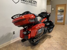 2026 Harley-Davidson® CVO Street Glide Limited Citrus Heat CVO Tri-Tone FLHXLSE thumb 0