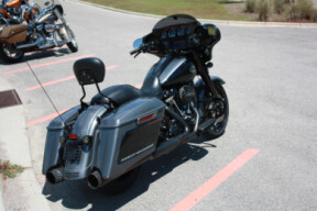 2021 Harley-Davidson® Street Glide® Special FLHXS thumb 2
