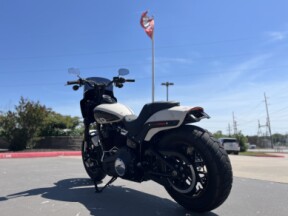 2022 Harley-Davidson® FXFBS Fat Bob® 114 White Sand Pearl 037841 thumb 0