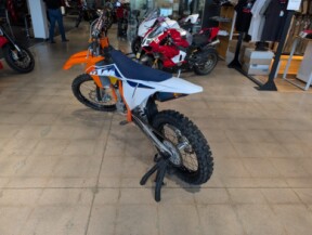 2022 KTM 450 SX-F thumb 0
